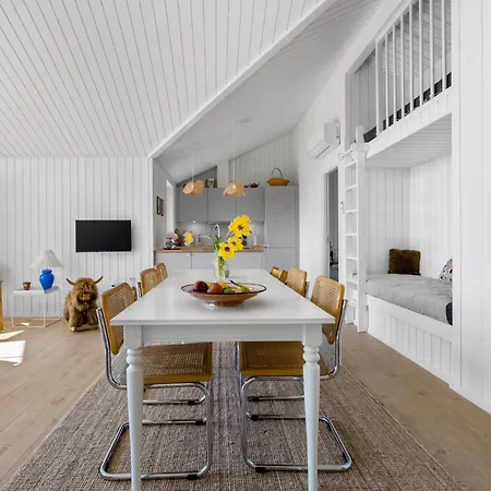 Semesterbostad Lovely In With Sauna *